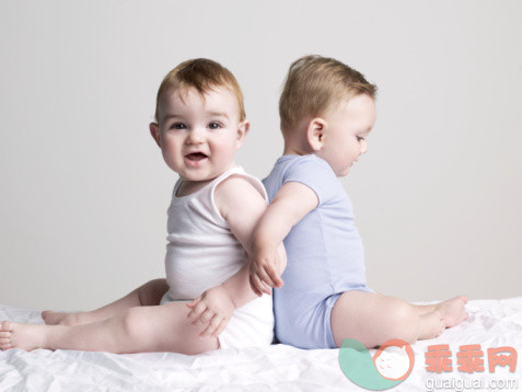 刚满月宝宝缺钙会影响发育吗？