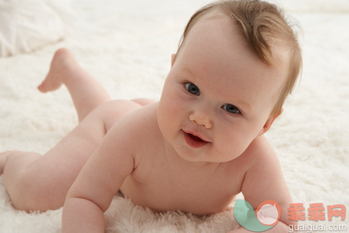九个月宝宝发生腹泻有什么症状？