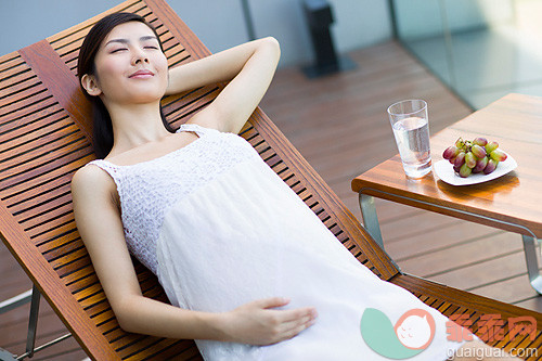 孕期口腔溃疡该如何护理？