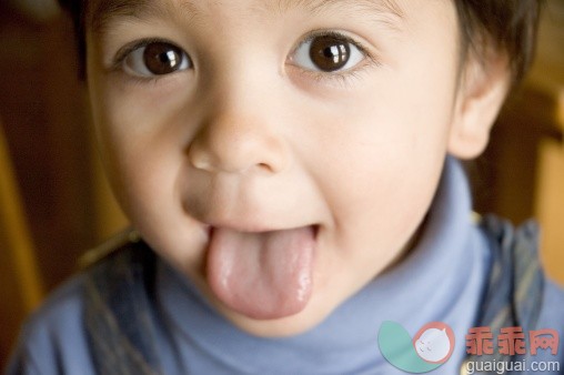 幼儿舌头