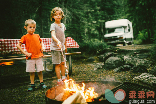 带孩子野外露营，千万不要错过6种活动锻炼！