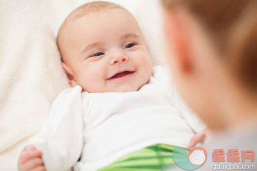 亲子关系如何处？众妈咪分享宝贝趣事