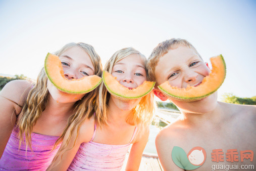 孩子为啥不爱吃水果？学会这个就好了！