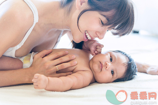 产后新妈咪与新生儿的健康护理
