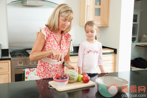 八款美味减肥蔬菜汤，辣妈瘦身不能错过