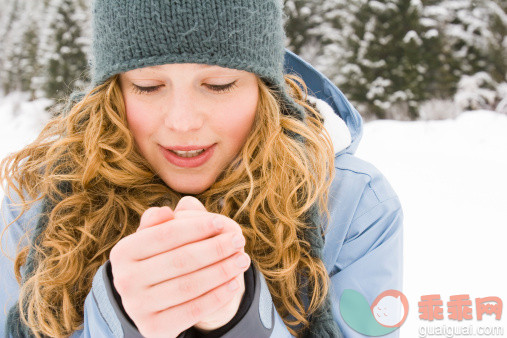 手是女人第二张脸，冬季如何预防冻疮？