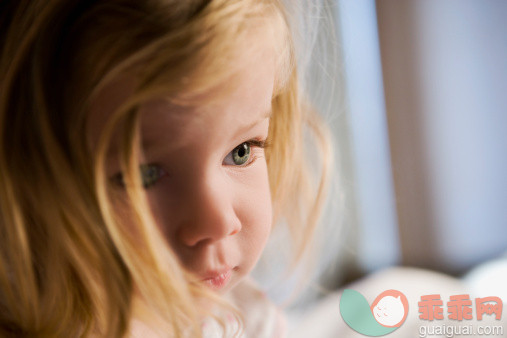 孩子老是患扁桃体炎，如何防治？ 