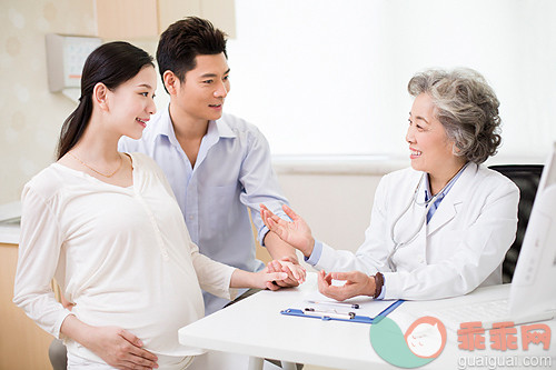怀孕几个月胎儿会入盆？
