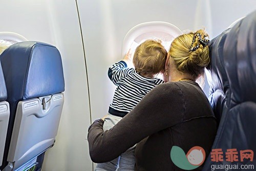 孩子感冒了 还能乘坐飞机吗？