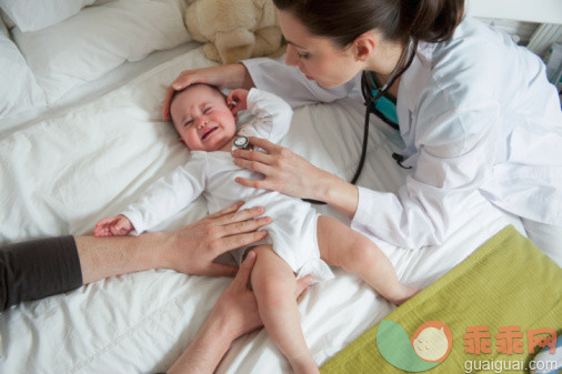 从出生至1岁，宝宝必做5次体检
