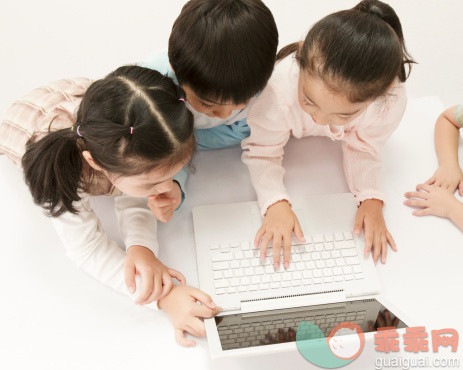 快给孩子接种“精神疫苗”