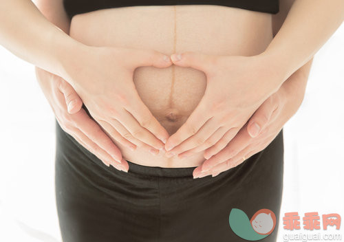 为什么孕妇肚子有条黑线？