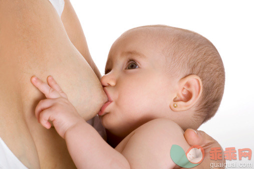 母乳喂养宝宝的注意事项