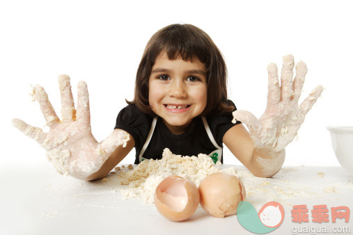 鸡蛋吃多会中毒？孩子每天吃几个好？