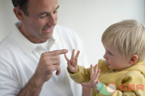 影响孩子人格的几个坏习惯，你家孩子有吗？