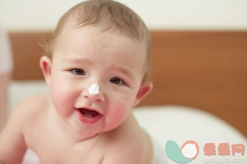 宝宝皮肤干燥是什么原因