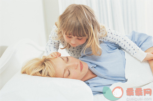 坐月子不能下床吗