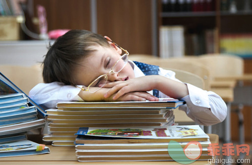 疲劳的,_gic13592500_Tired of Knowledge_创意图片_Getty Images China