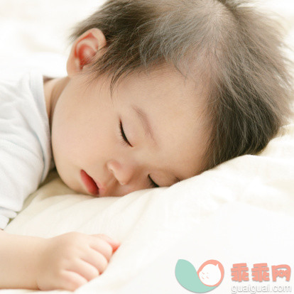 人,室内,部分,小的,可爱的_505322151_Little Boy Sleeping_创意图片_Getty Images China