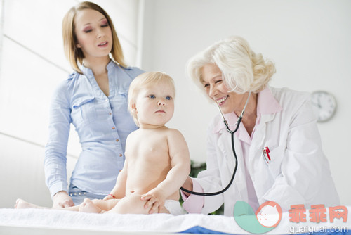 休闲装,外套,医疗工具,药,健康保健_gic13982320_Baby visit doctor_创意图片_Getty Images China