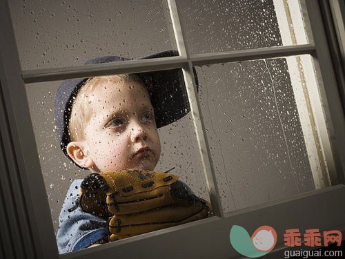 下雨天　带着宝宝玩这些