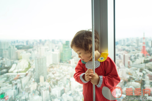 人,婴儿服装,城市,都市风景,建筑_484958077_Tokyo above_创意图片_Getty Images China