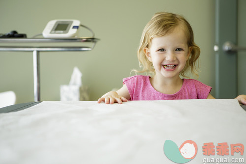 微笑,白昼,医院,健康保健,室内_gic17154317__创意图片_Getty Images China