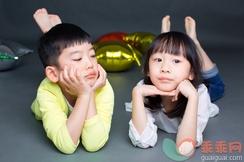 集体照,亚洲人,长发,黑发,美女_gic16424821_男孩女孩合影_创意图片_Getty Images China