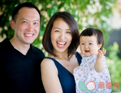 人,生活方式,健康保健,快乐,微笑_157507135_Happy Asian Family_创意图片_Getty Images China