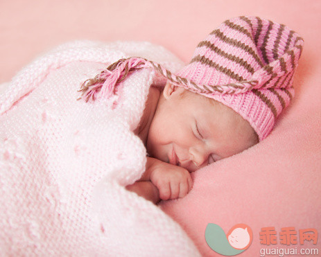 人,帽子,微笑,可爱的,0到11个月_154931729_Sweet Dreams Little One_创意图片_Getty Images China
