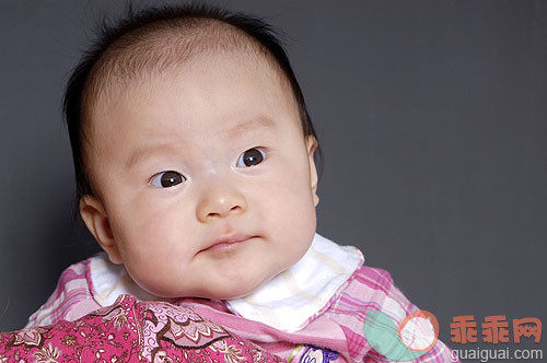 室内,影棚拍摄,人,白昼,可爱的_gic3352277_东方婴儿_创意图片_Getty Images China