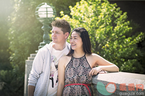 人,户外,30岁到34岁,35岁到39岁,白人_gic14057140_Couple in Love_创意图片_Getty Images China