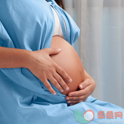 测量,人,人生大事,健康保健,室内_126168653_Pregnant woman in a hospital_创意图片_Getty Images China