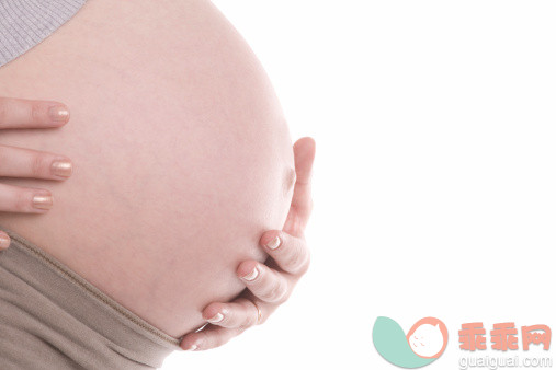 巨大的,人,巨大的,怀孕,拿着_116027985_Pregnant belly_创意图片_Getty Images China
