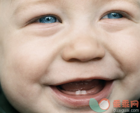 摄影,Y50701,肖像,可爱的,室内_3530-000020_Smiling Baby_创意图片_Getty Images China