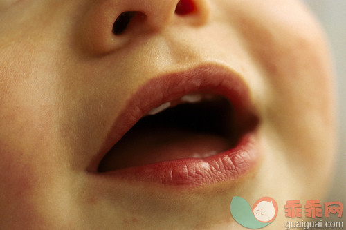 人,饮食,人体,人的脸部,人的嘴_gic18684130_Detail of a babys mouth and; nose_创意图片_Getty Images China
