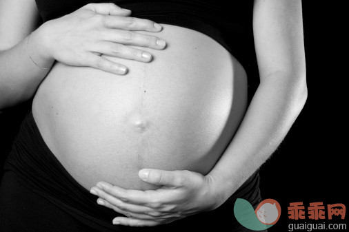 人,衣服,健康保健,影棚拍摄,室内_85415140_pregnant woman_创意图片_Getty Images China