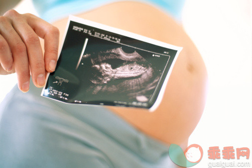 人,科学,健康保健,测量工具,中间部分_117452468_Foetus ultrasound_创意图片_Getty Images China